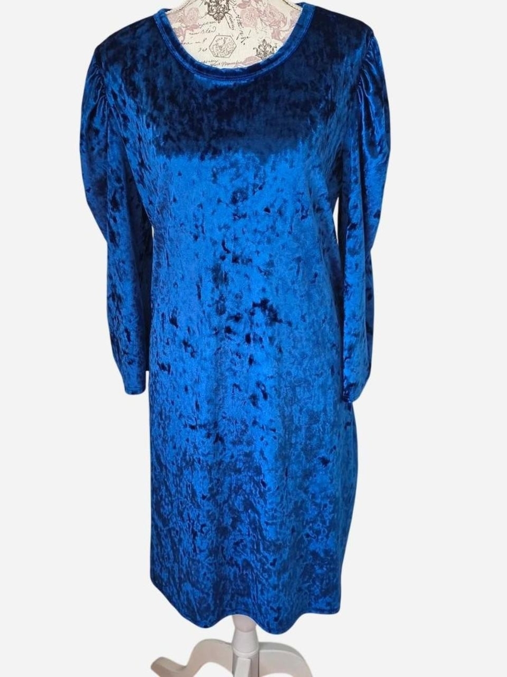 Blue Velvet Long Sleeve Shift Dress